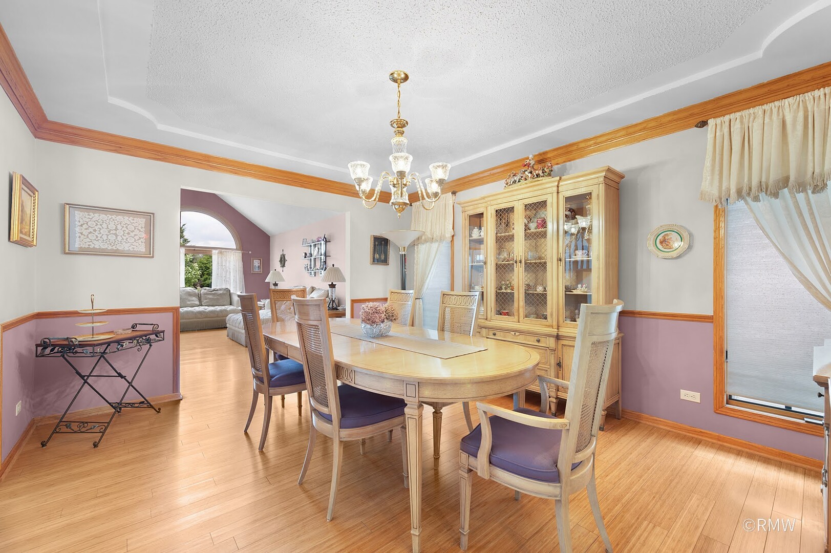 1227 W Surrey Lane, Addison, IL 60101