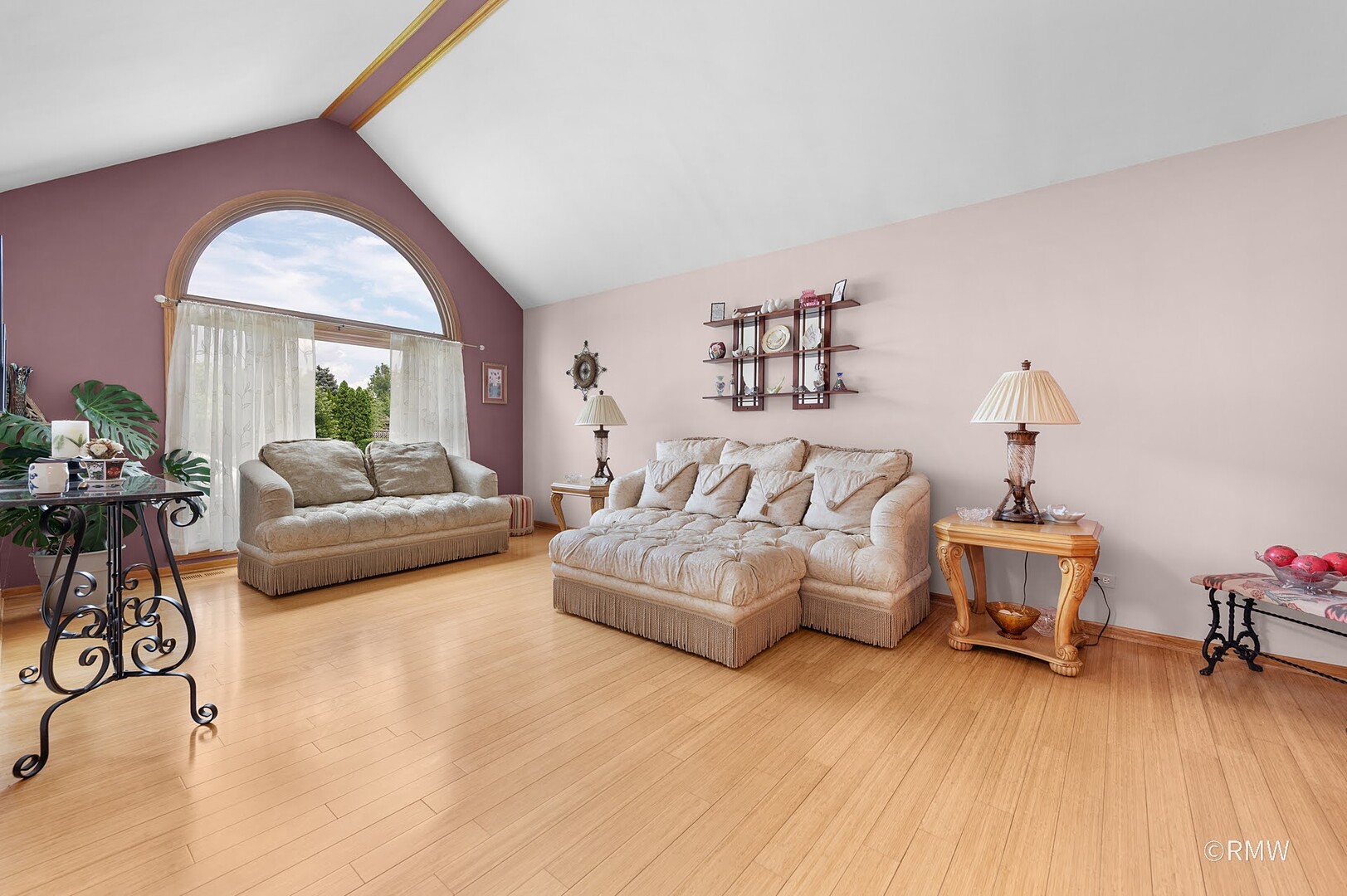 1227 W Surrey Lane, Addison, IL 60101