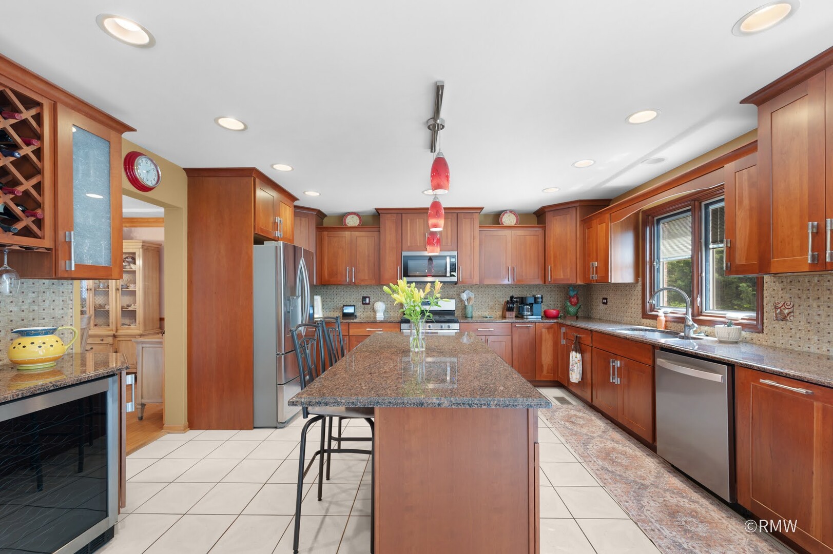 1227 W Surrey Lane, Addison, IL 60101