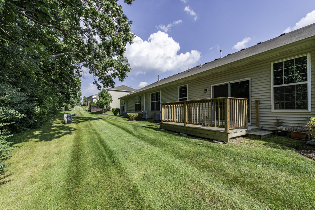 7085 Hidden Green Circle, Fox Lake, IL 60020