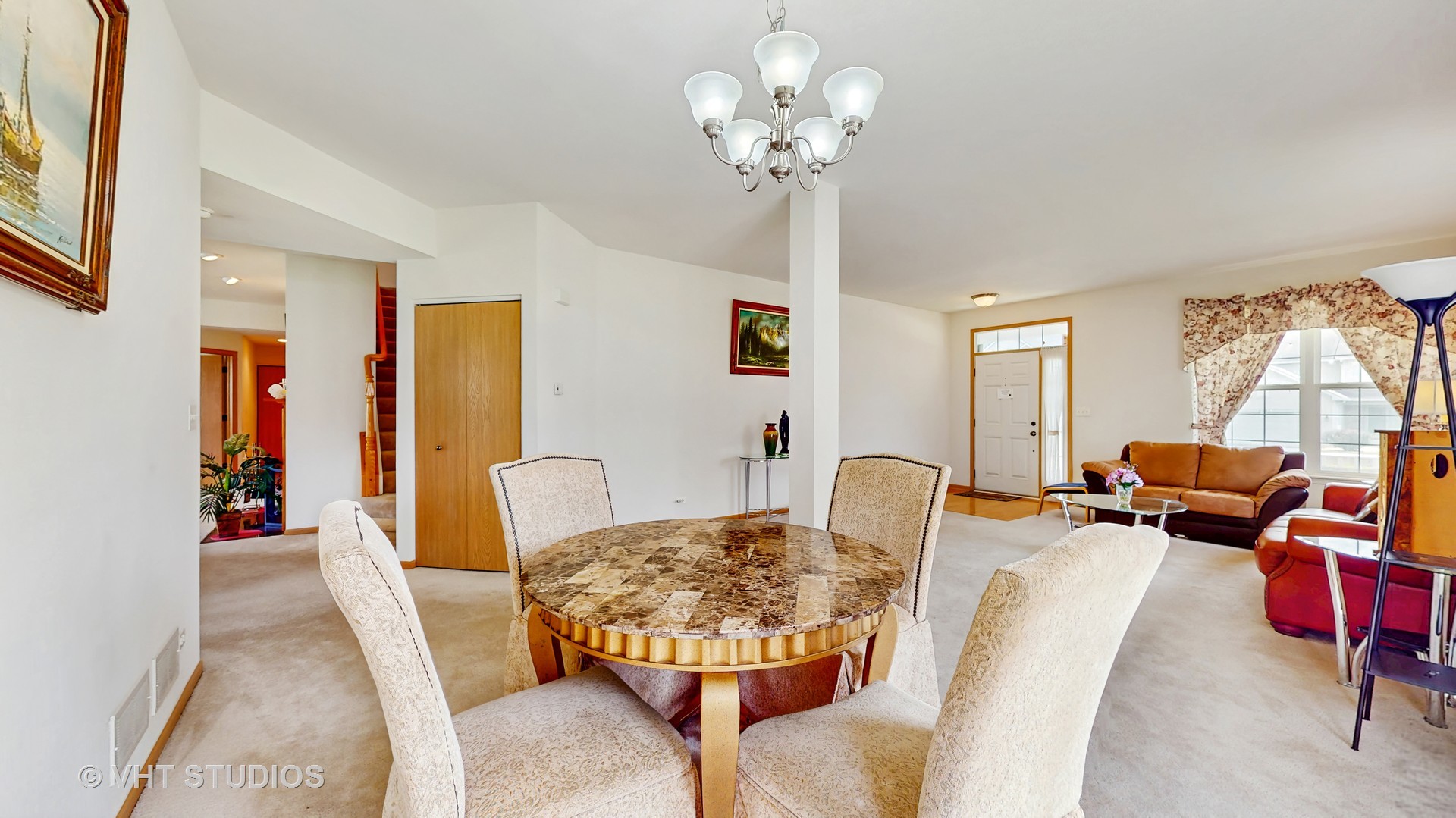315 Hubbard Circle, Plano, IL 60545
