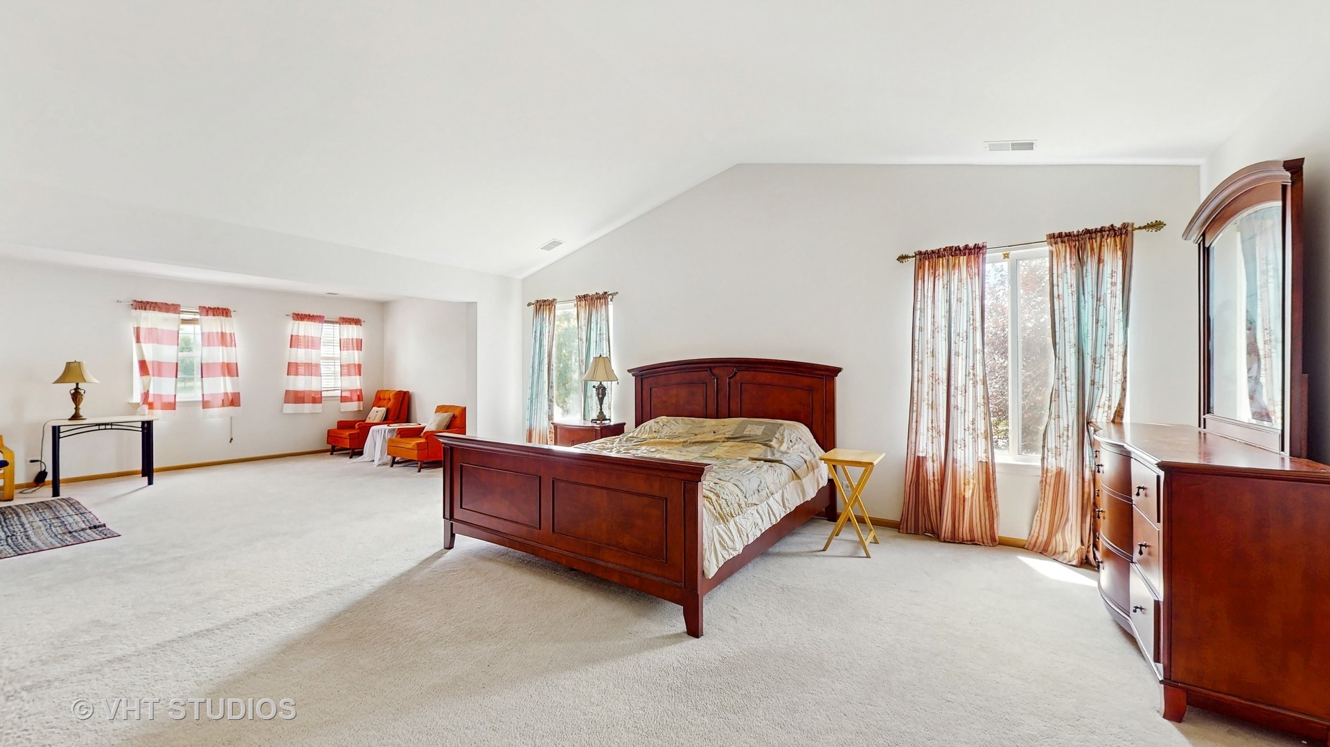 315 Hubbard Circle, Plano, IL 60545