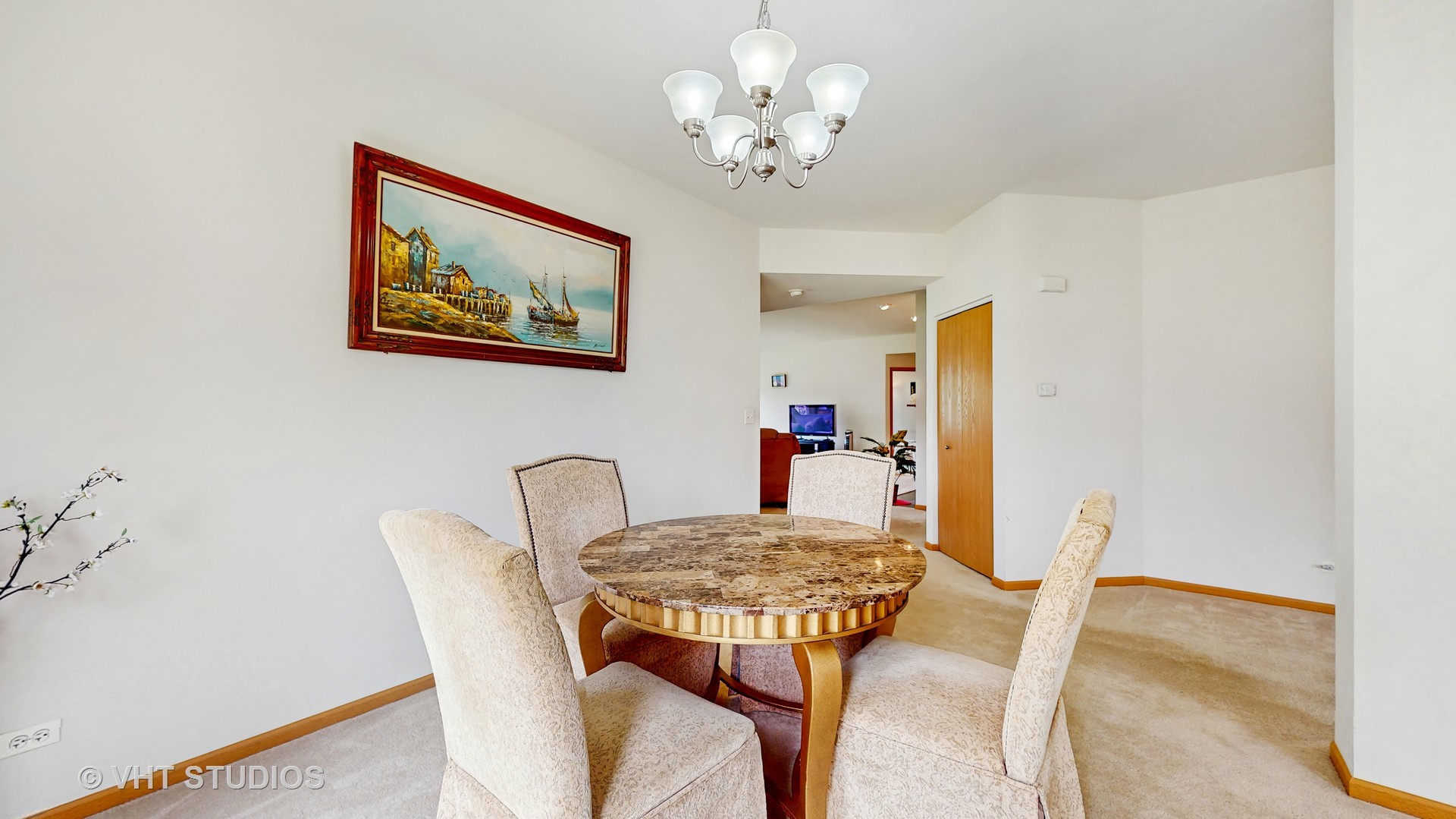 315 Hubbard Circle, Plano, IL 60545