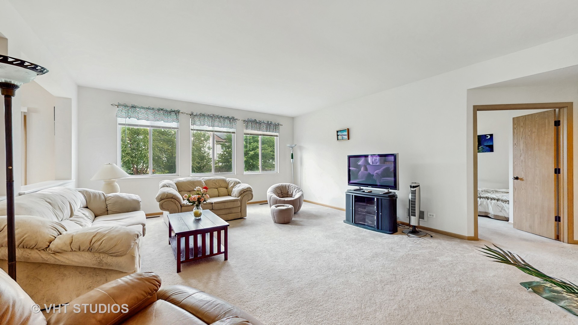 315 Hubbard Circle, Plano, IL 60545