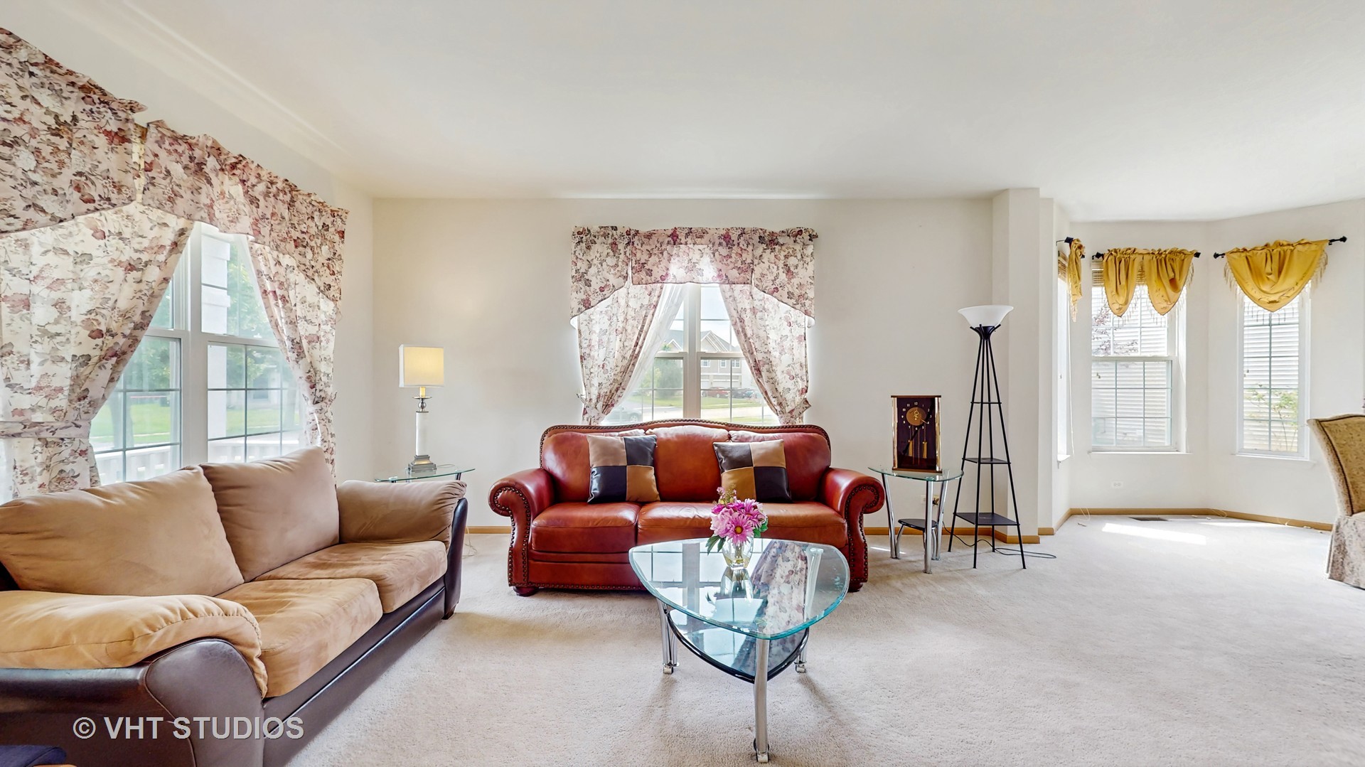 315 Hubbard Circle, Plano, IL 60545