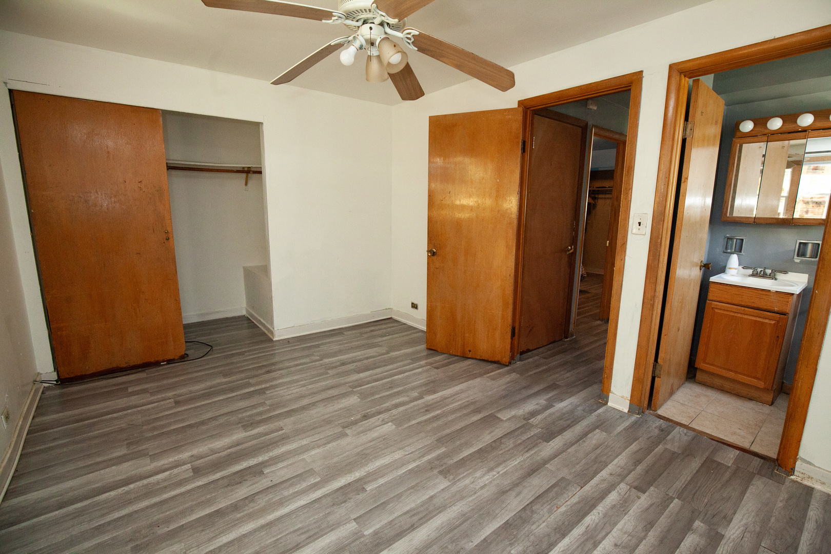 10034 S Princeton Avenue, Chicago, IL 60628