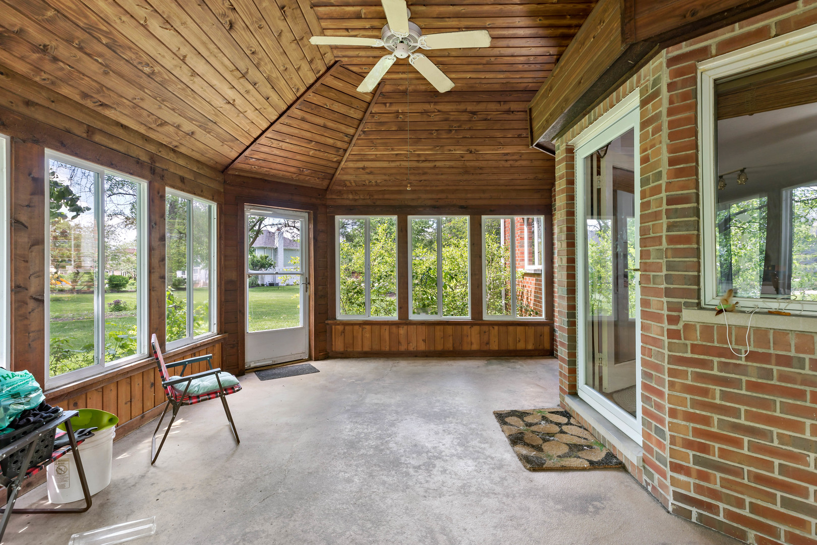 172 Hamilton Avenue, Frankfort, IL 60423