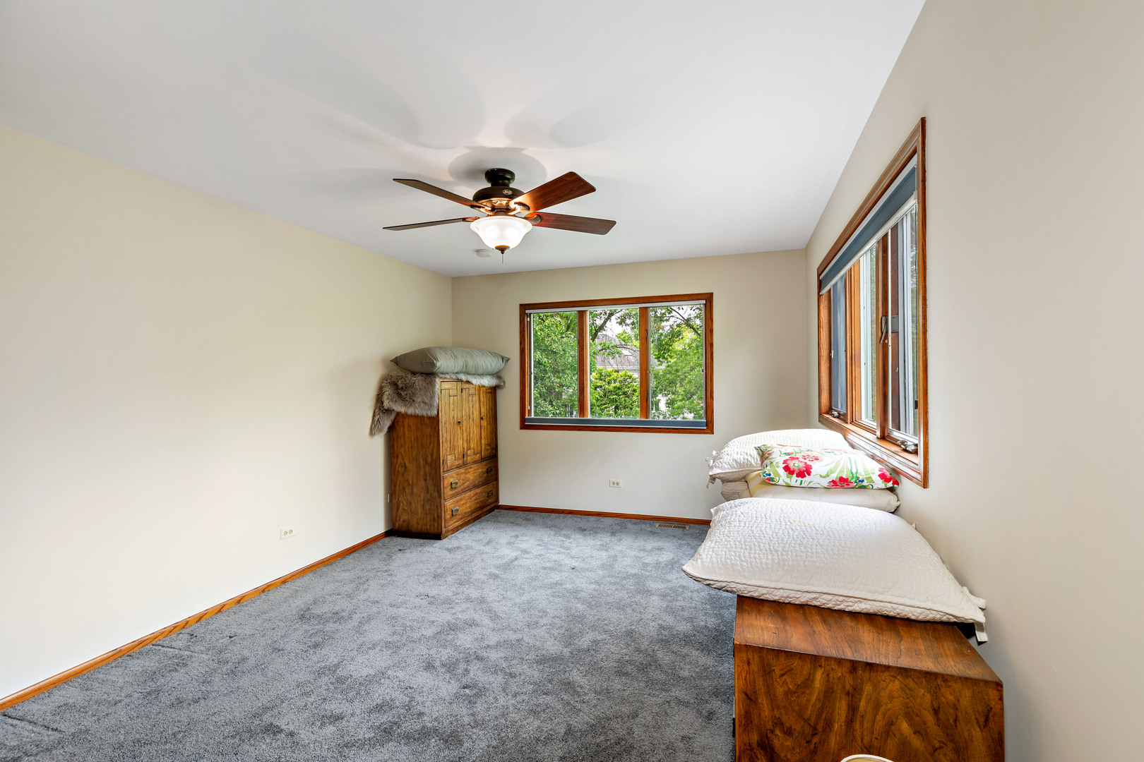 172 Hamilton Avenue, Frankfort, IL 60423