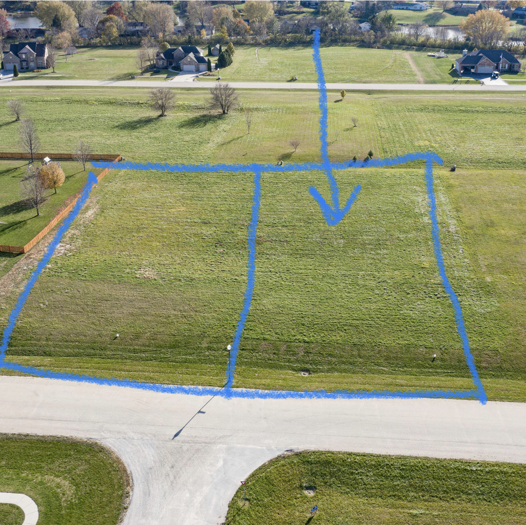 1005 Fox Trail Lane, Somonauk, IL 60552