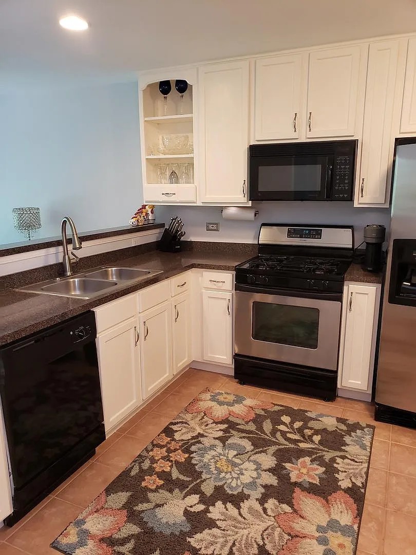 10926 Cape Cod Lane, Huntley, IL 60142