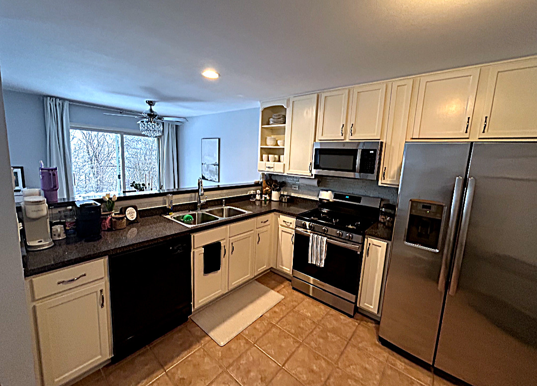 10926 Cape Cod Lane, Huntley, IL 60142
