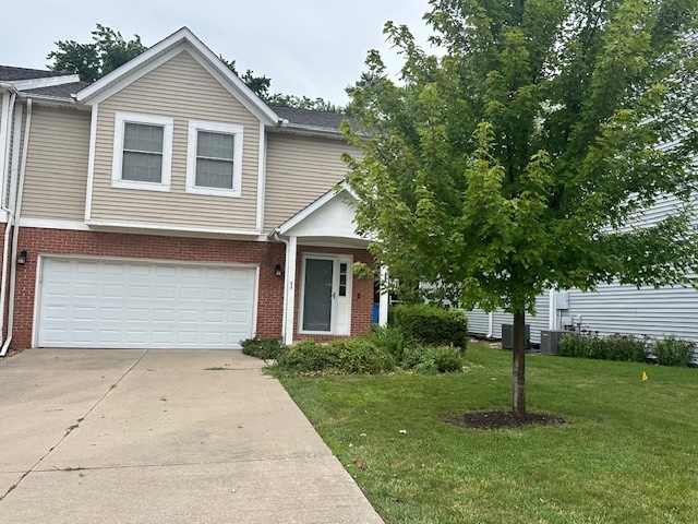 311 S Towanda Avenue #1, Normal, IL 61761