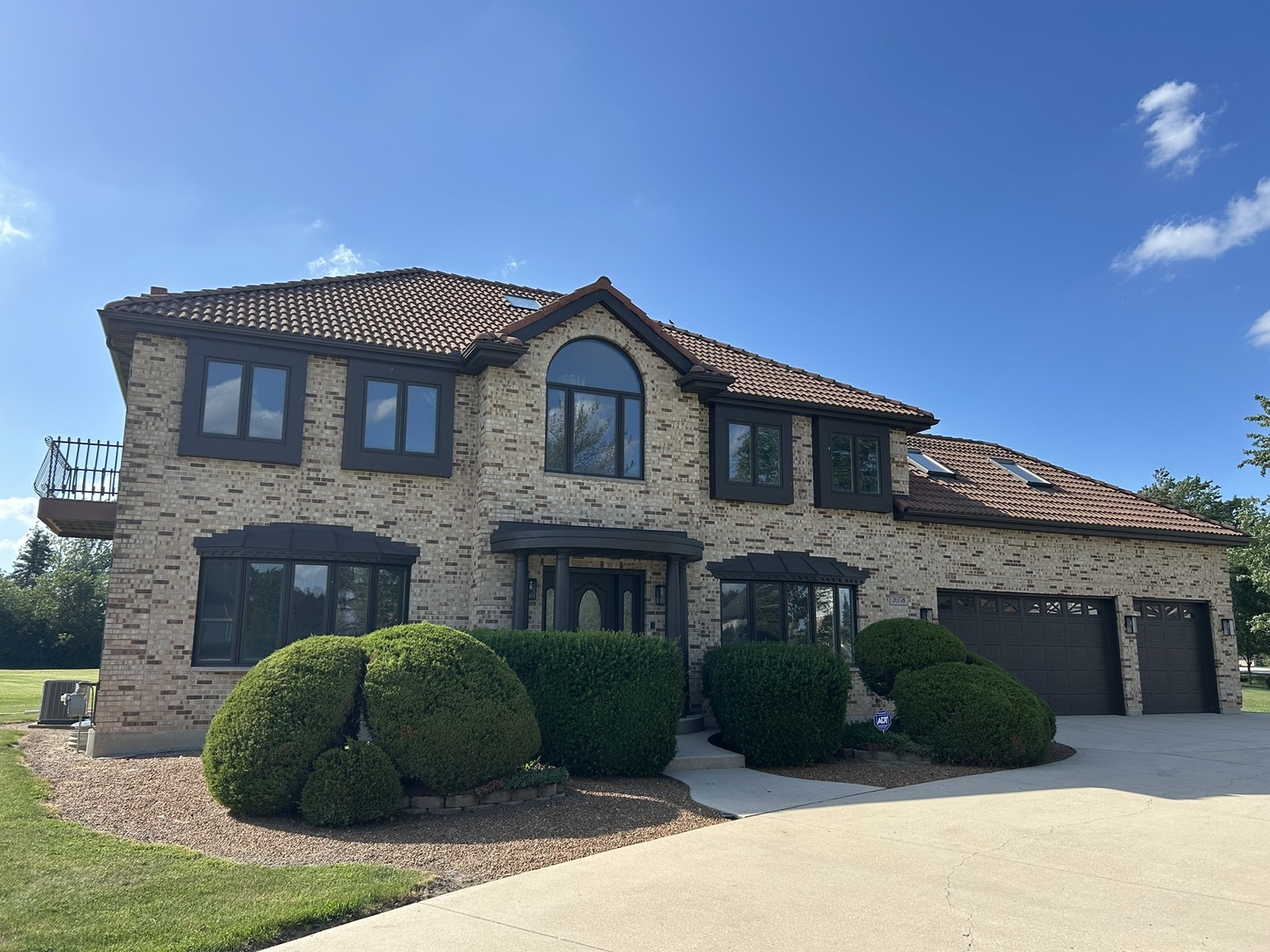 2658 E ROYAL RIDGE Drive, Crete, IL 60417