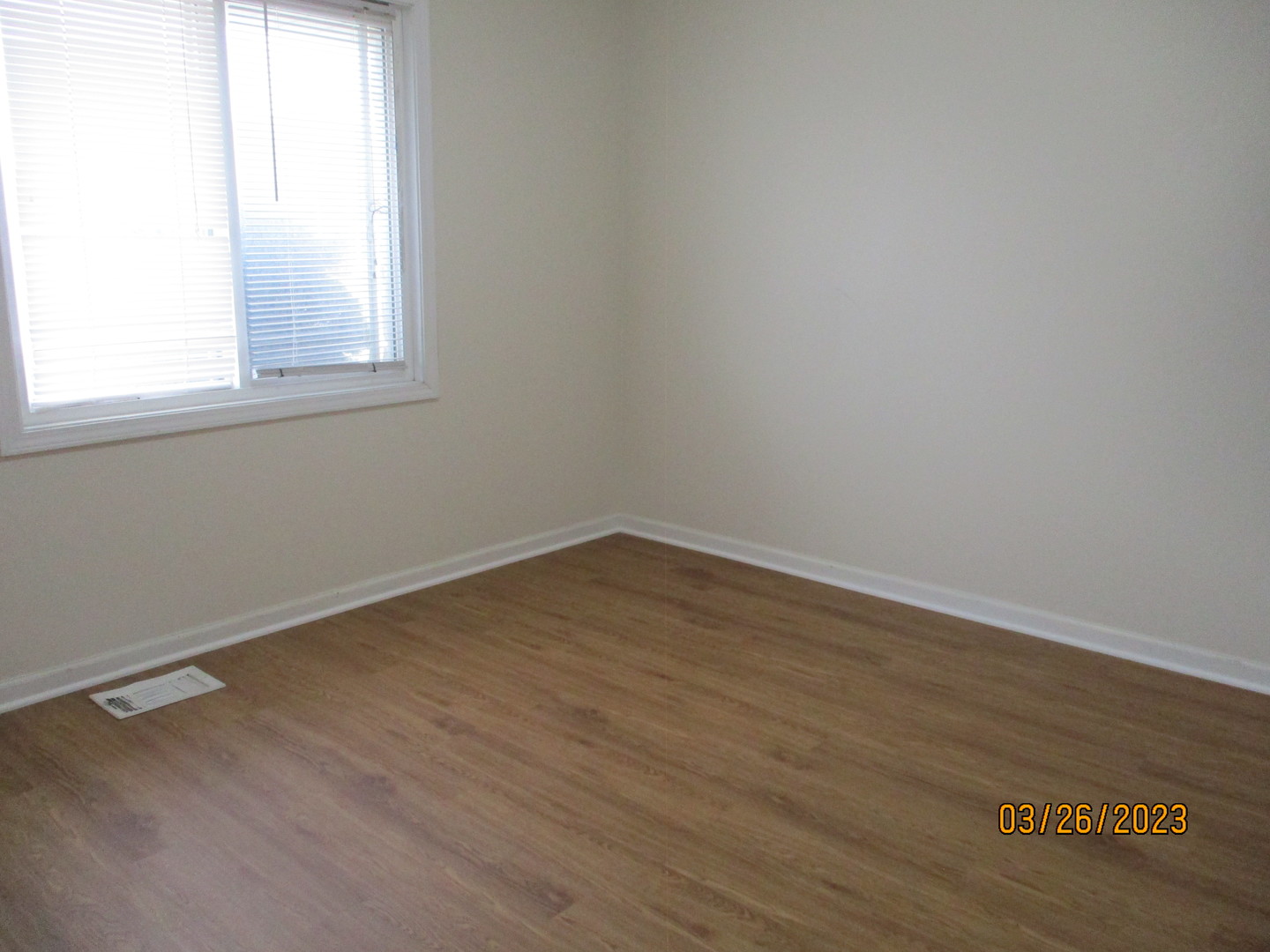 4215 W 87TH Street, Hometown, IL 60456