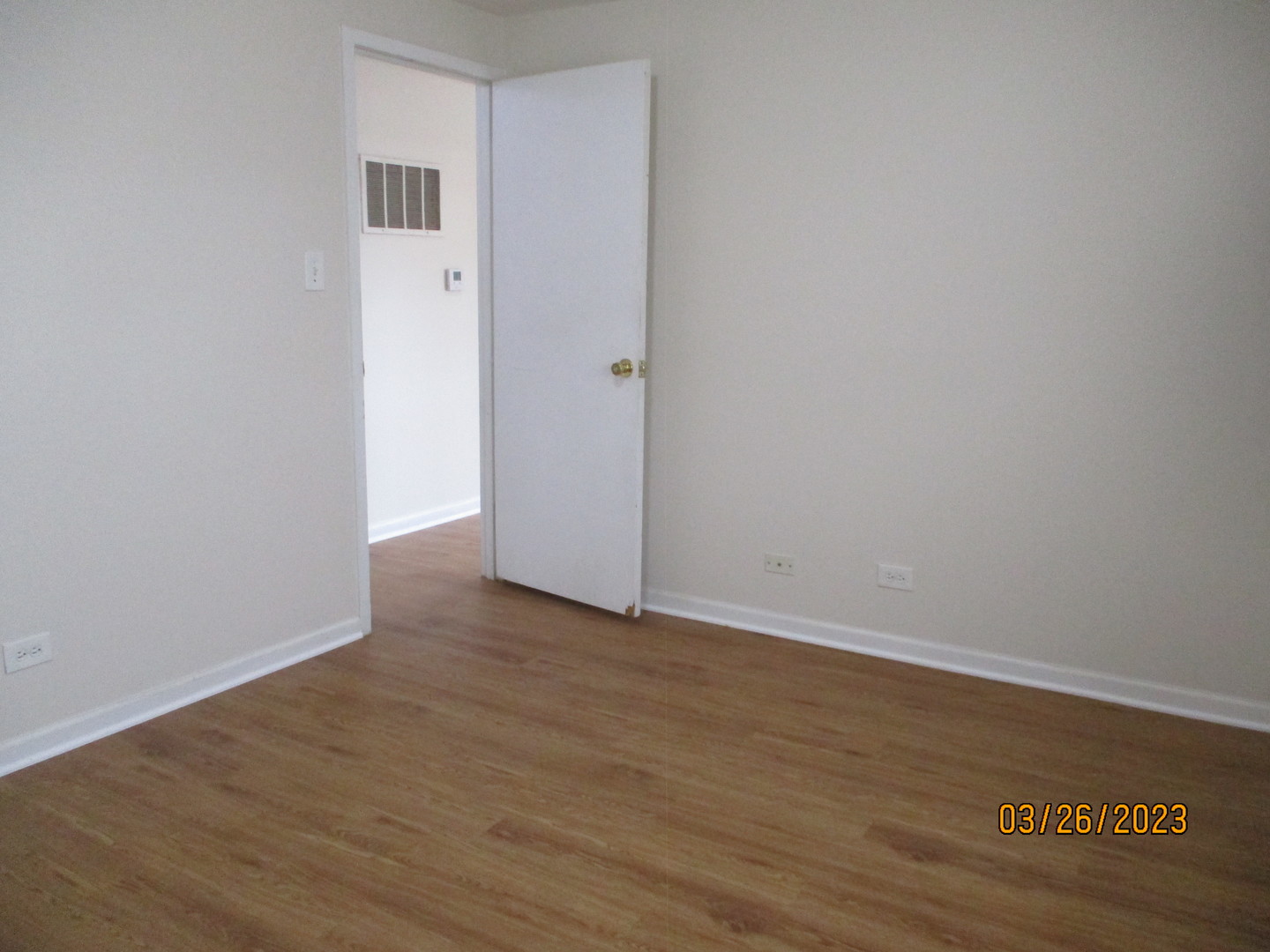 4215 W 87TH Street, Hometown, IL 60456