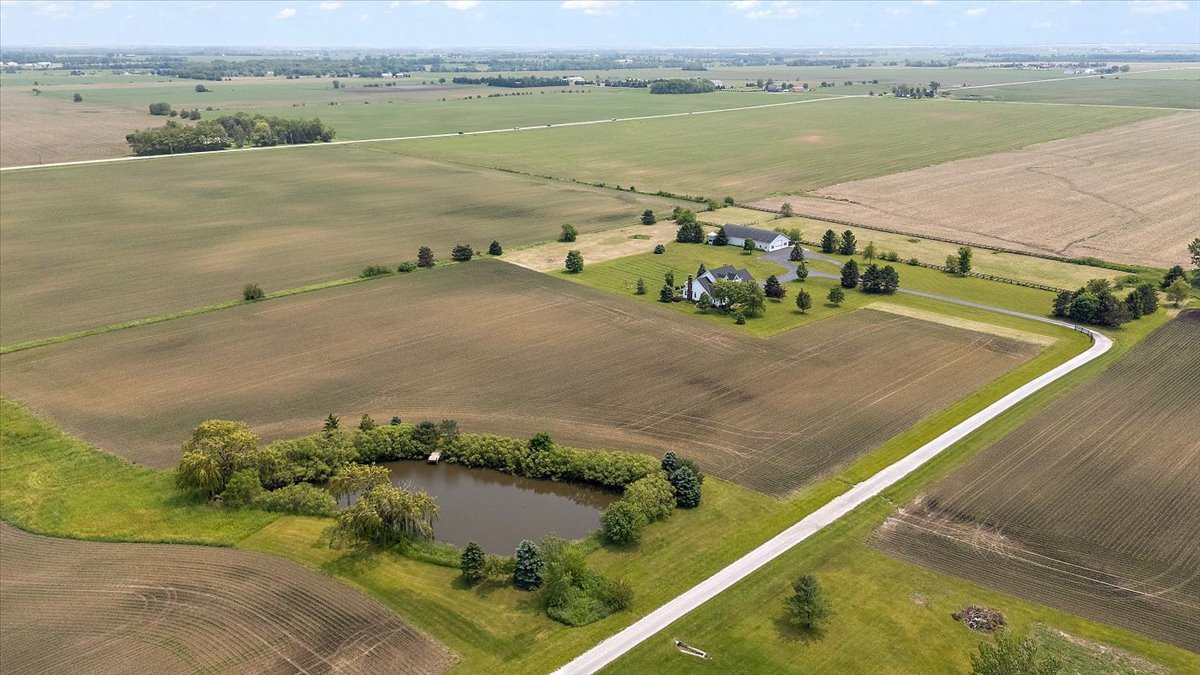 27425 S Steven Ray Drive, Monee, IL 60449