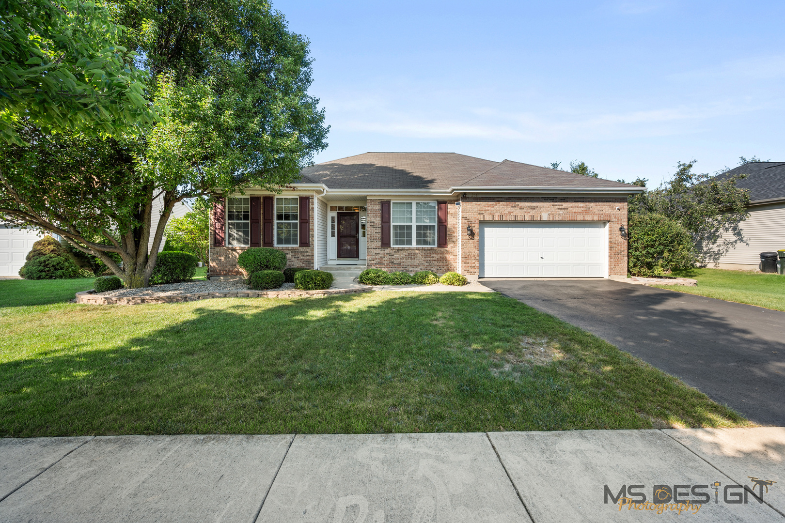 214 Stearn Drive, Genoa, IL 60135
