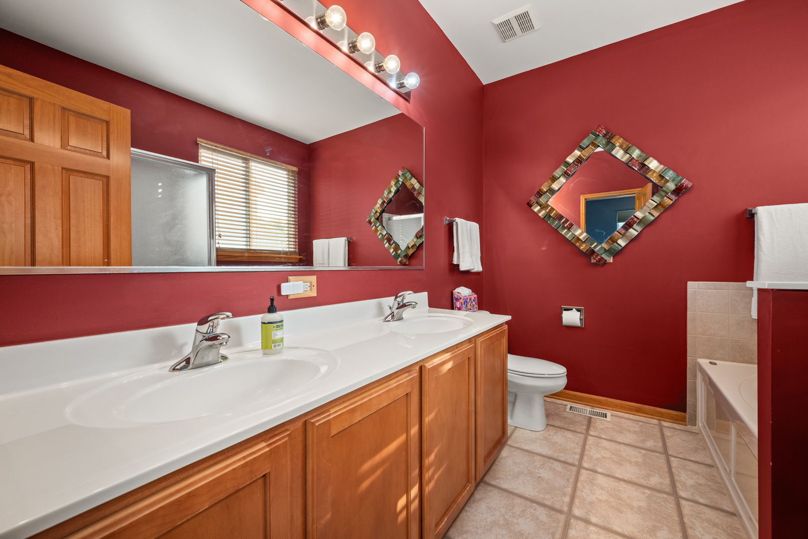 214 Stearn Drive, Genoa, IL 60135
