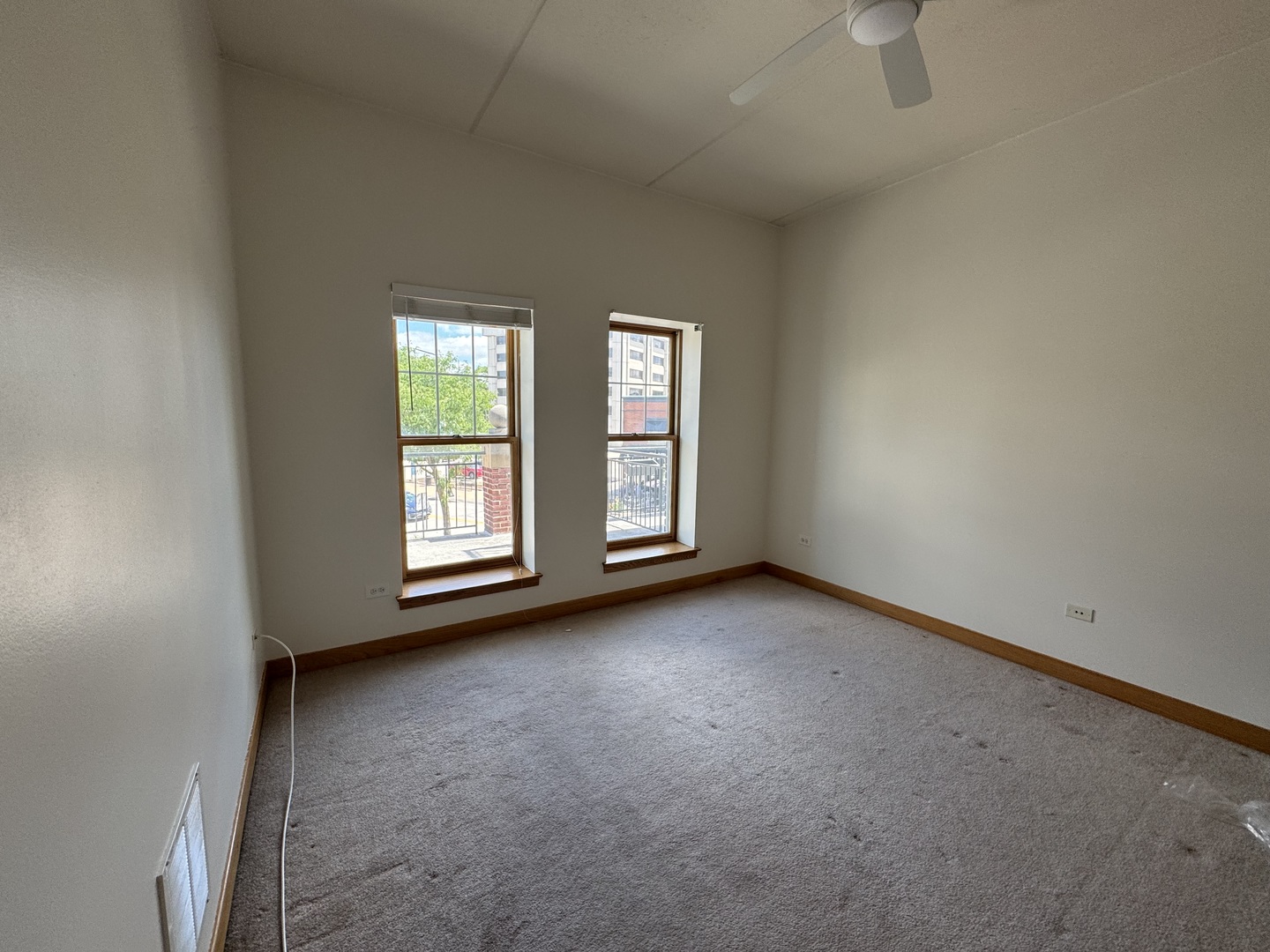40 E Northwest Highway #212, Mount Prospect, IL 60056