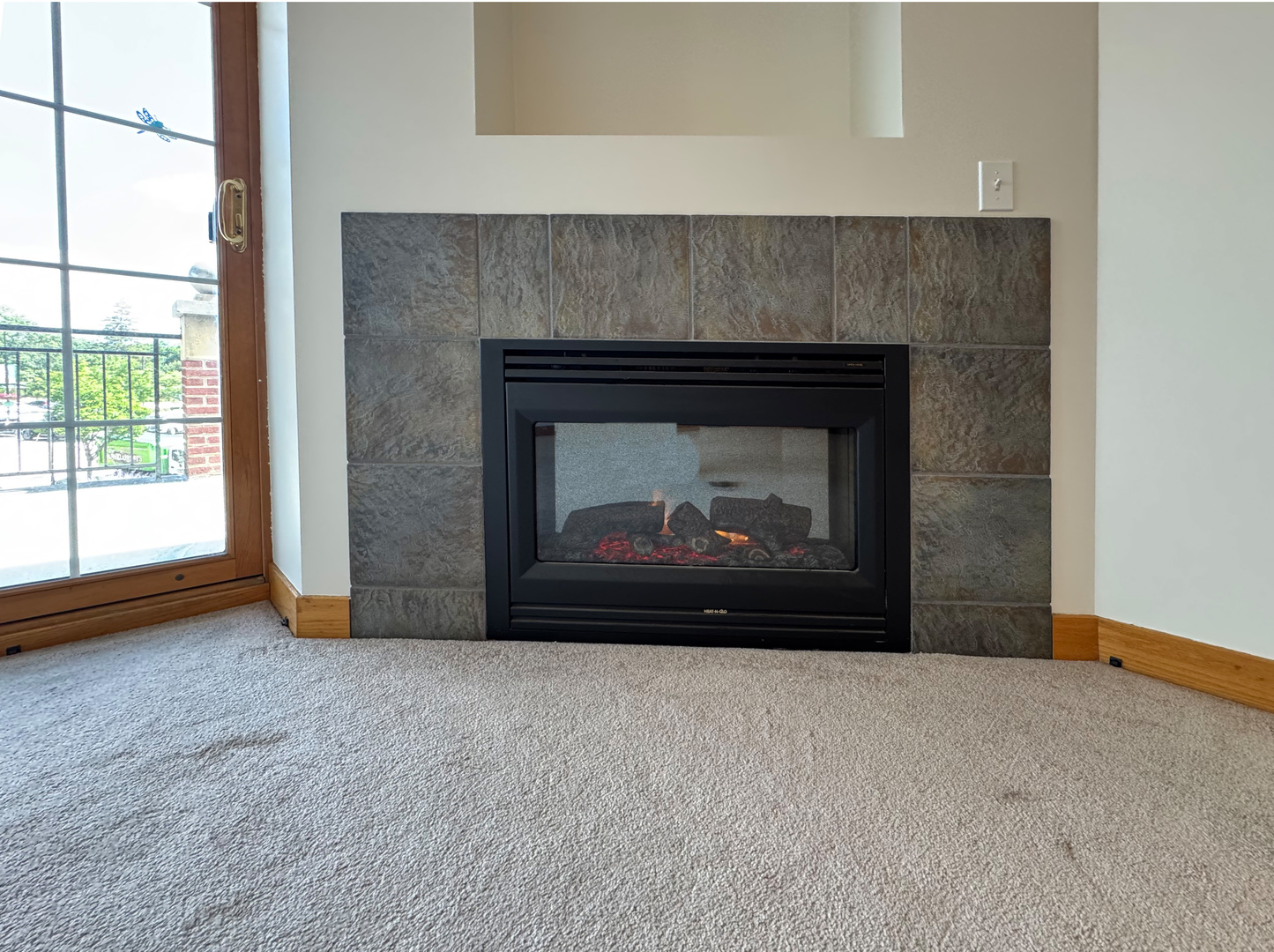 40 E Northwest Highway #212, Mount Prospect, IL 60056