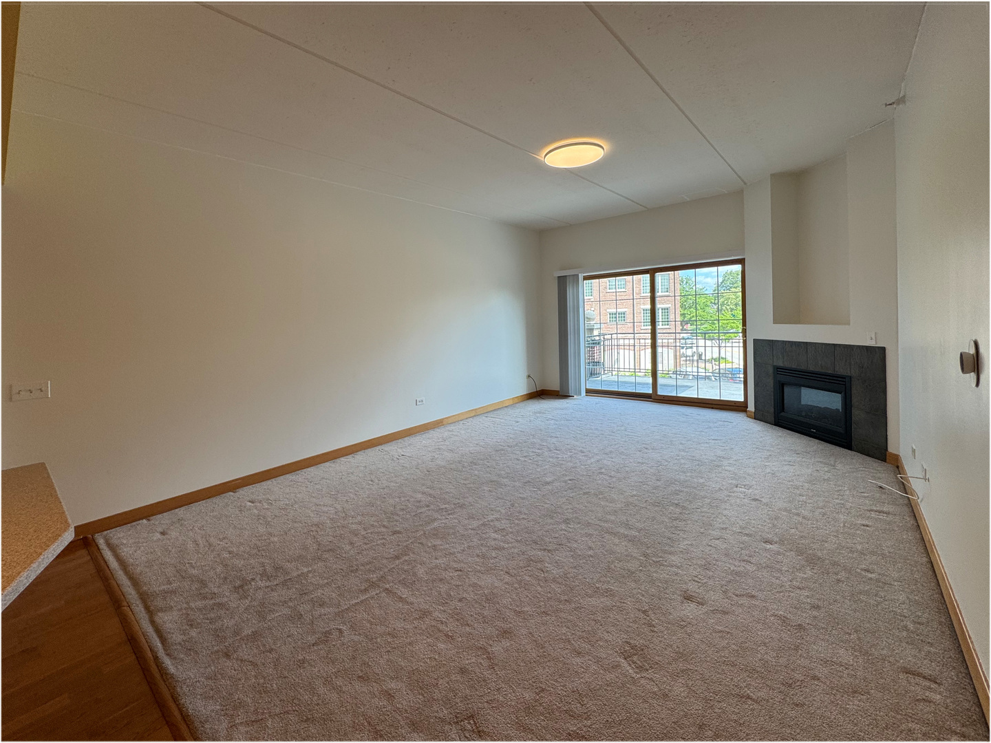 40 E Northwest Highway #212, Mount Prospect, IL 60056