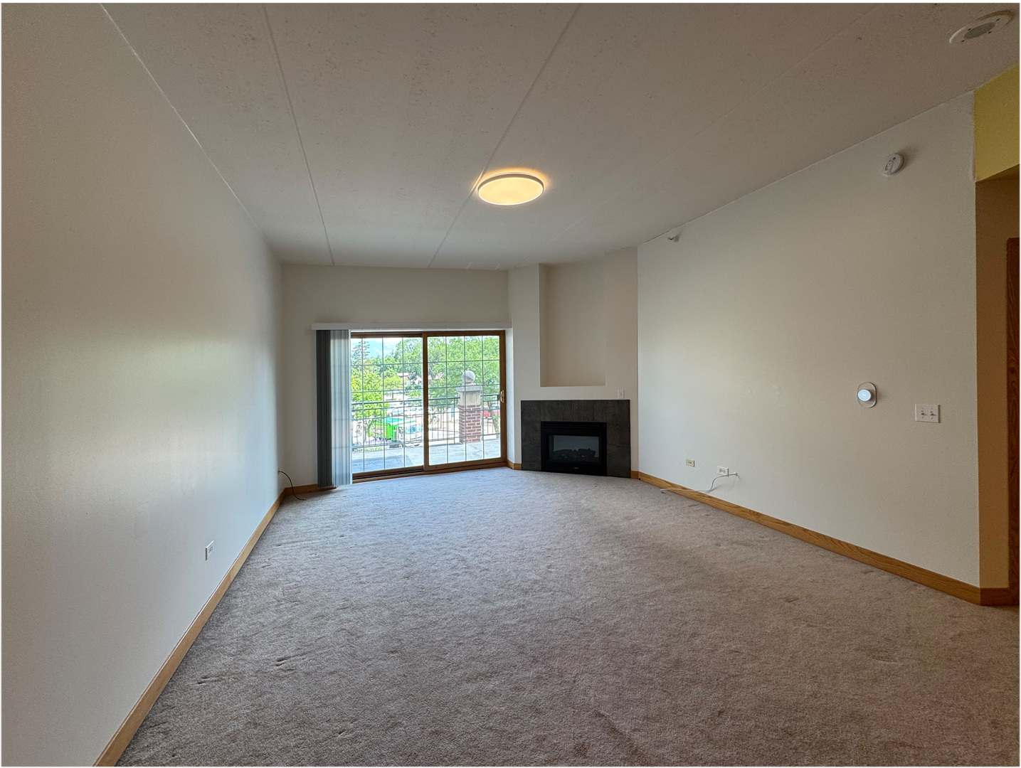 40 E Northwest Highway #212, Mount Prospect, IL 60056
