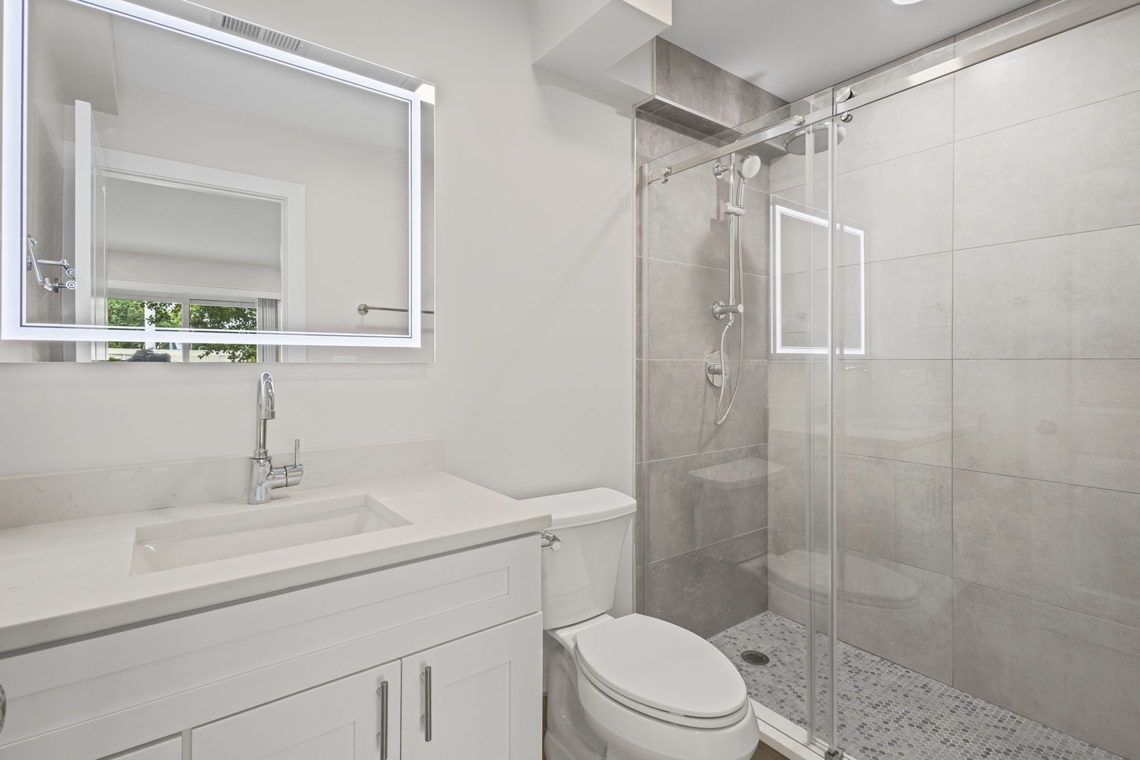 113 W Brandon Court #E11, Palatine, IL 60067