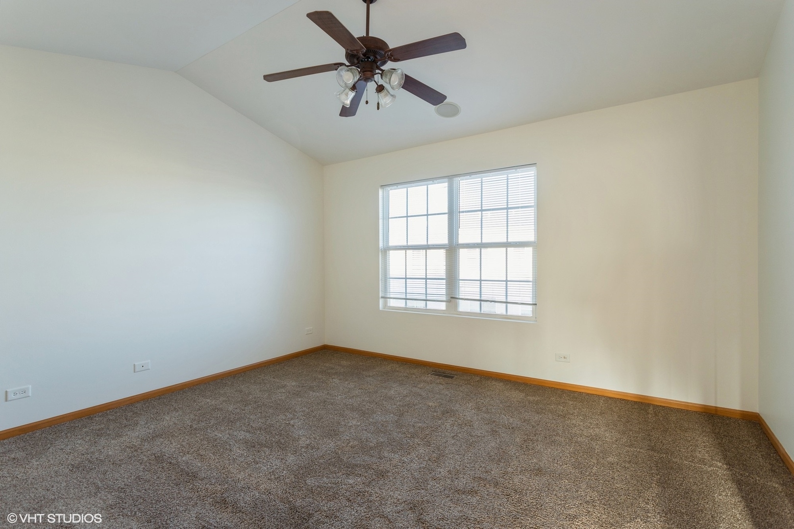 3727 BAILEY Road #3727, Yorkville, IL 60560
