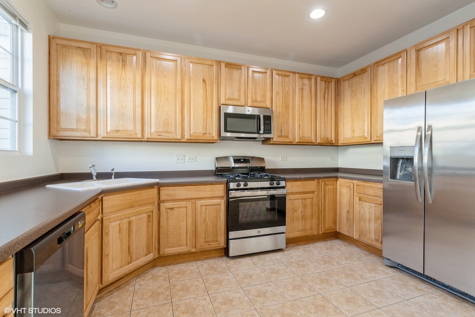 3727 BAILEY Road #3727, Yorkville, IL 60560