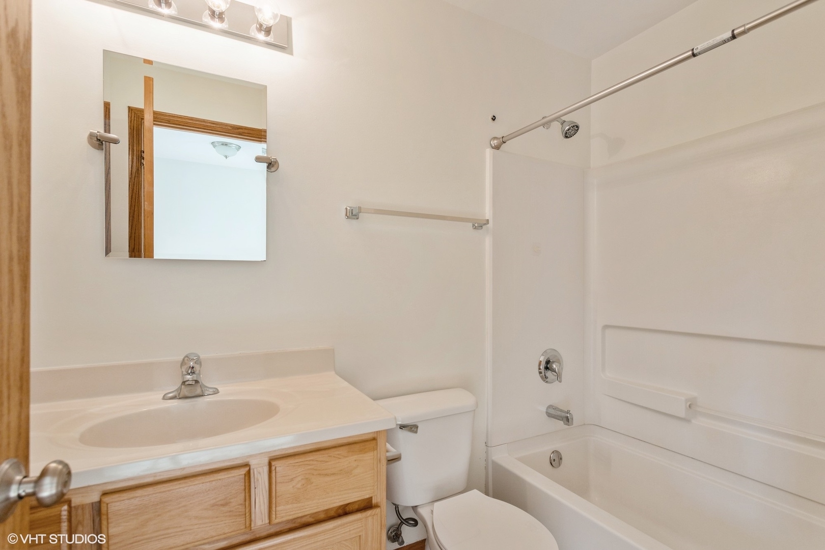 3727 BAILEY Road #3727, Yorkville, IL 60560