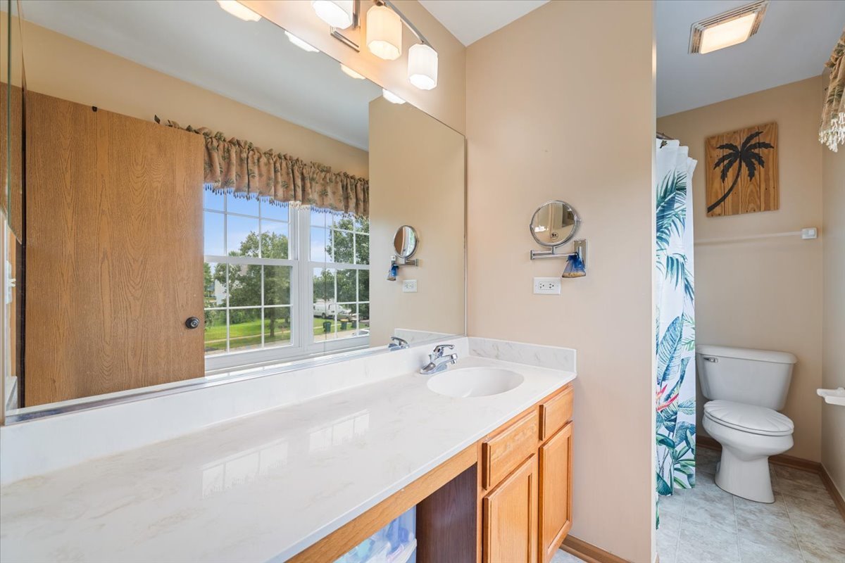 3500 Veronica Street, Plano, IL 60545