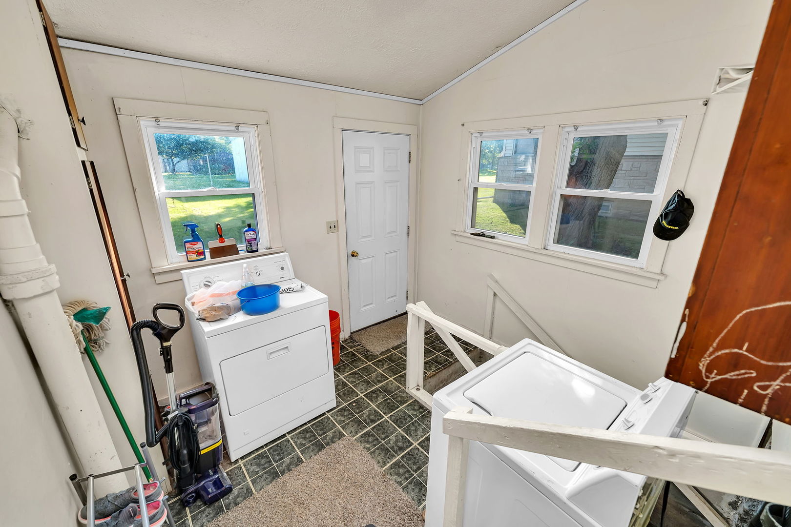 309 E Elk Street, Odell, IL 60460