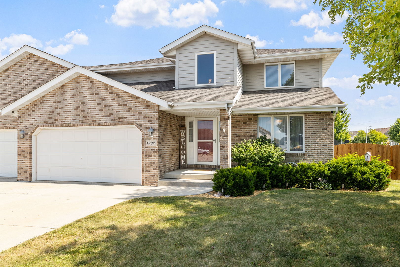 1932 Taller Road, Morris, IL 60450