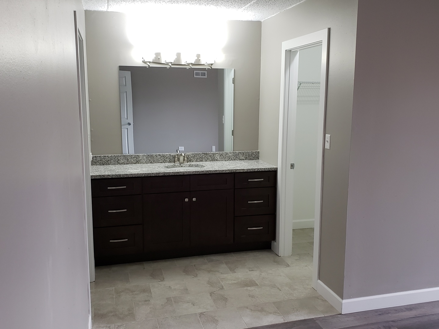14524 Walden Court #M3, Oak Forest, IL 60452