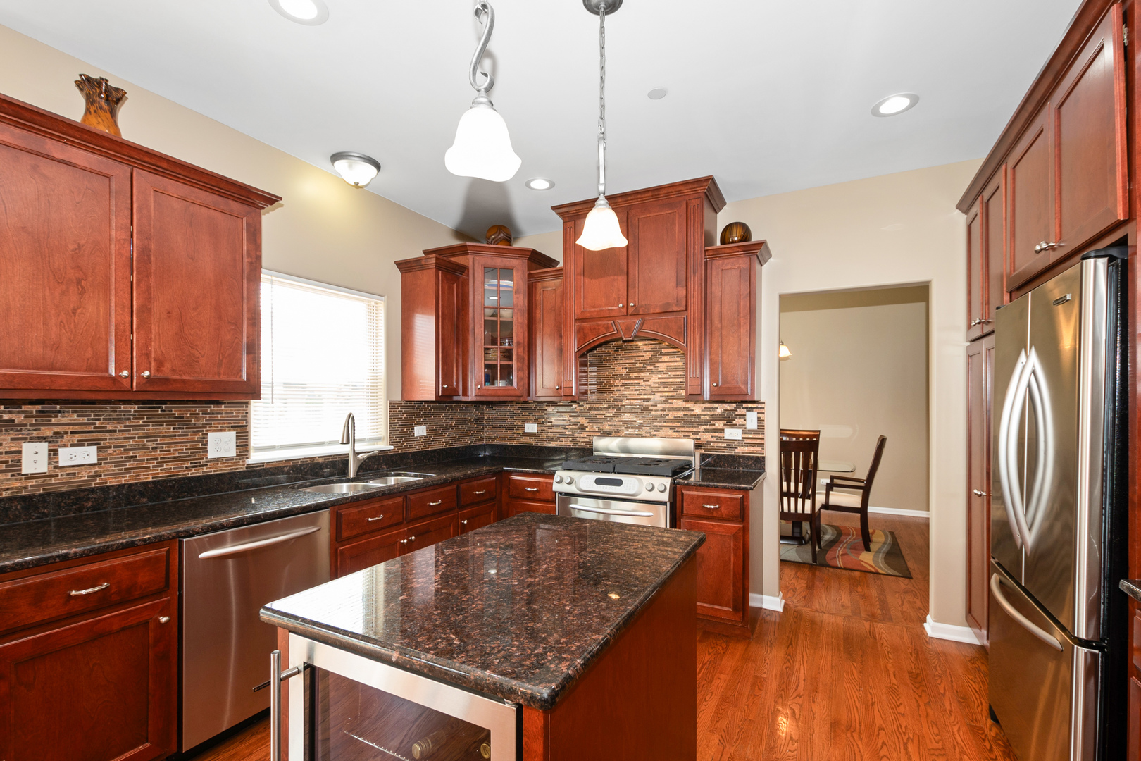 21139 Vivienne Drive, Matteson, IL 60443
