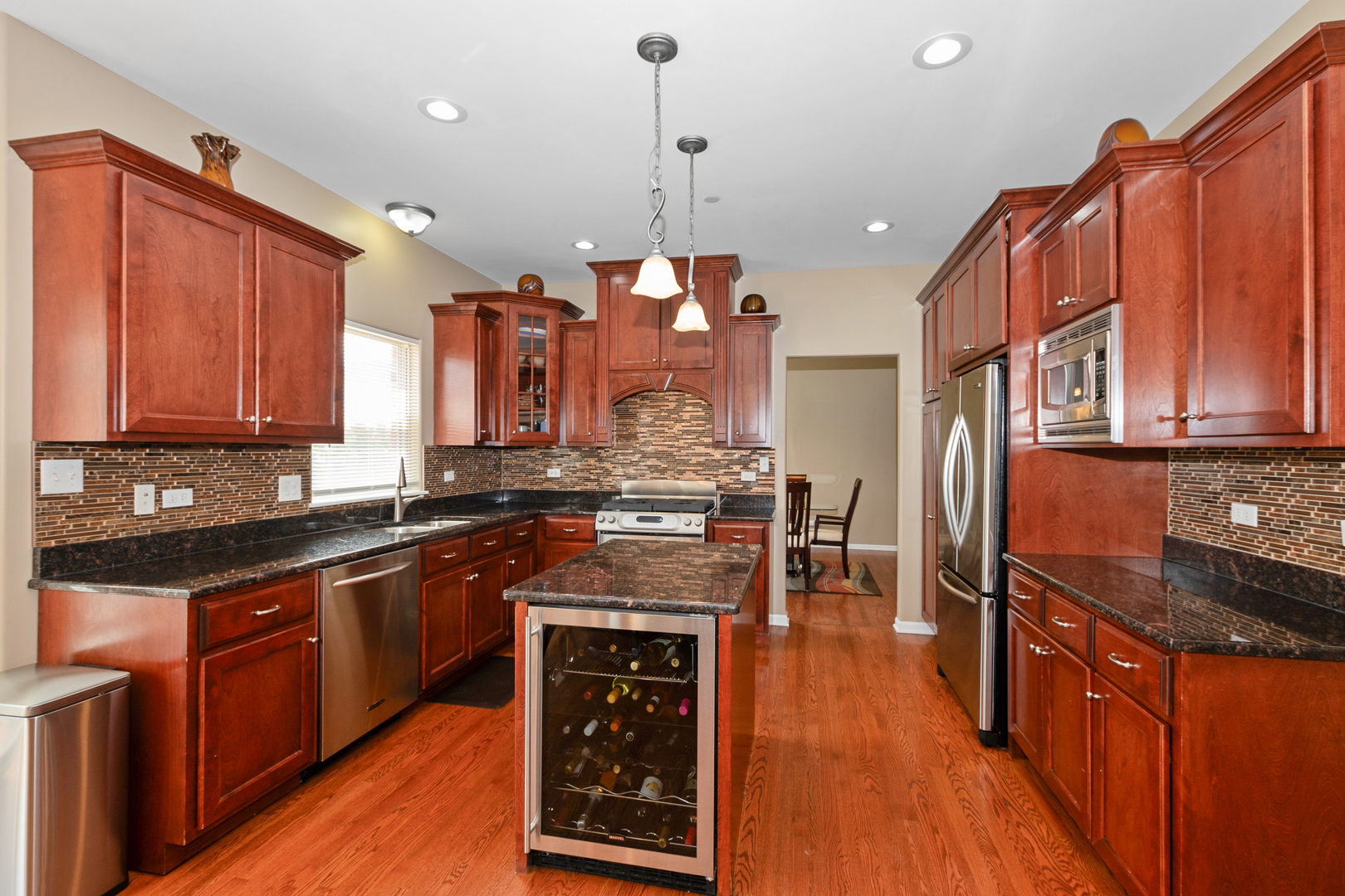 21139 Vivienne Drive, Matteson, IL 60443