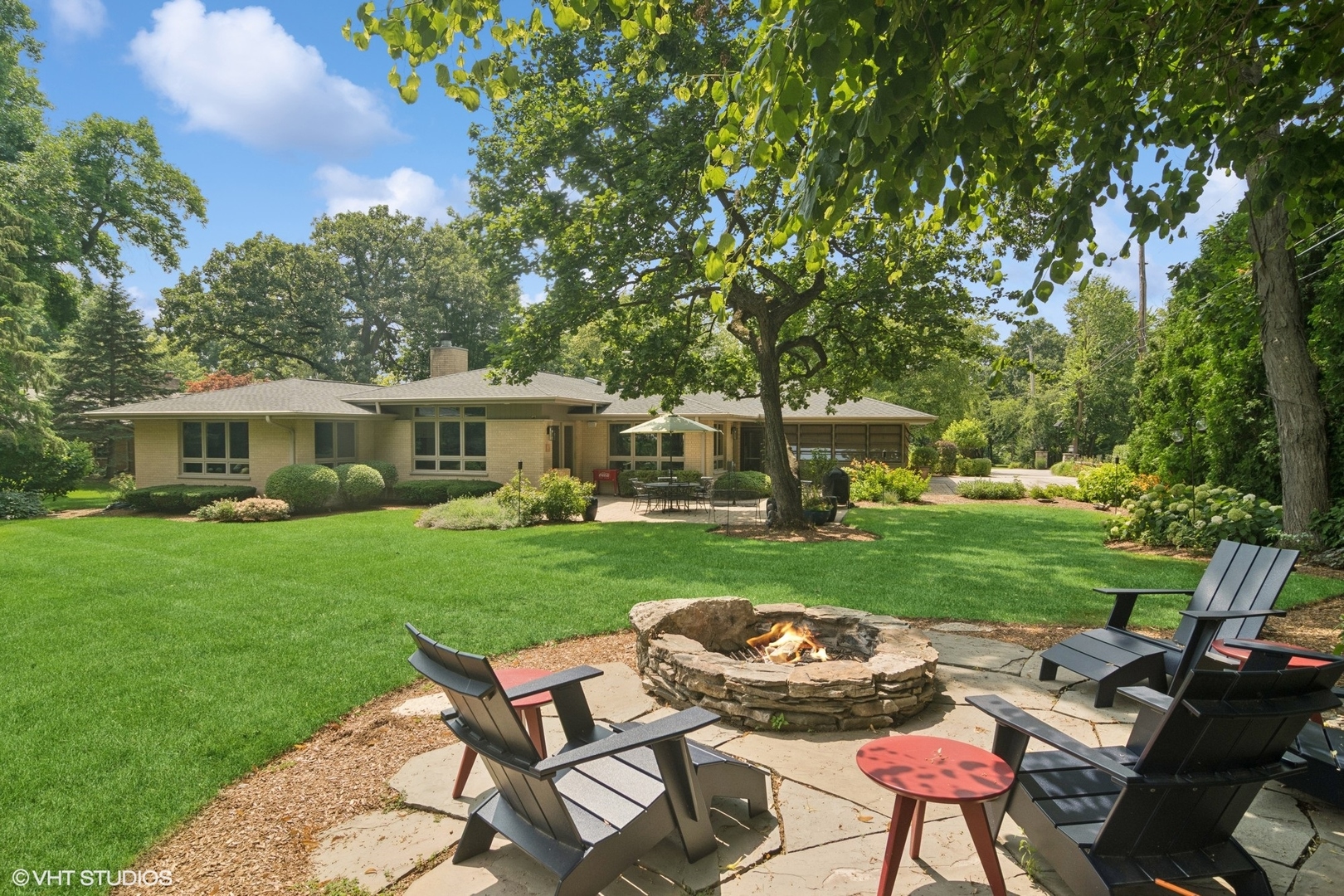 2007 Crestwood Lane, Palatine, IL 60067
