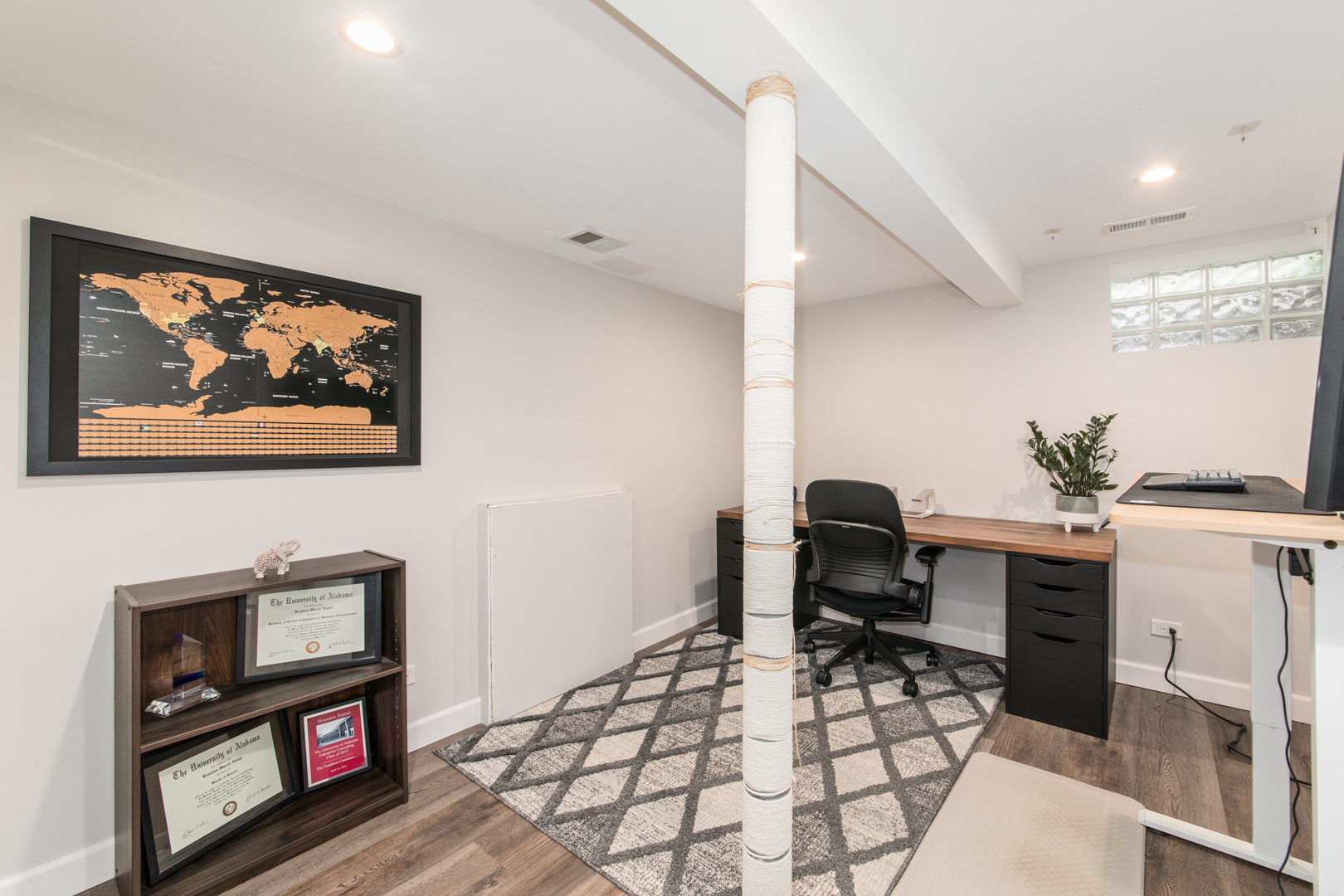 1409 S 5th Avenue, Des Plaines, IL 60018