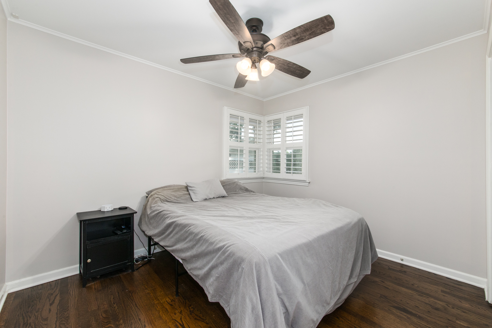 1409 S 5th Avenue, Des Plaines, IL 60018