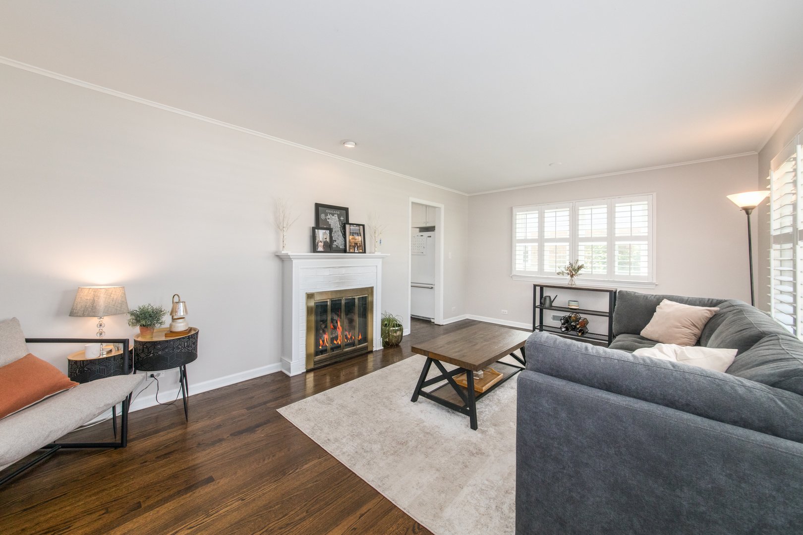 1409 S 5th Avenue, Des Plaines, IL 60018