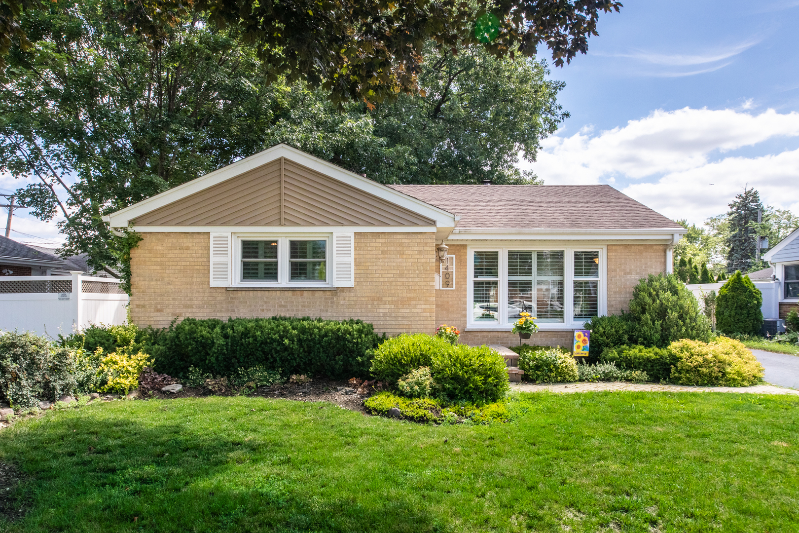 1409 S 5th Avenue, Des Plaines, IL 60018