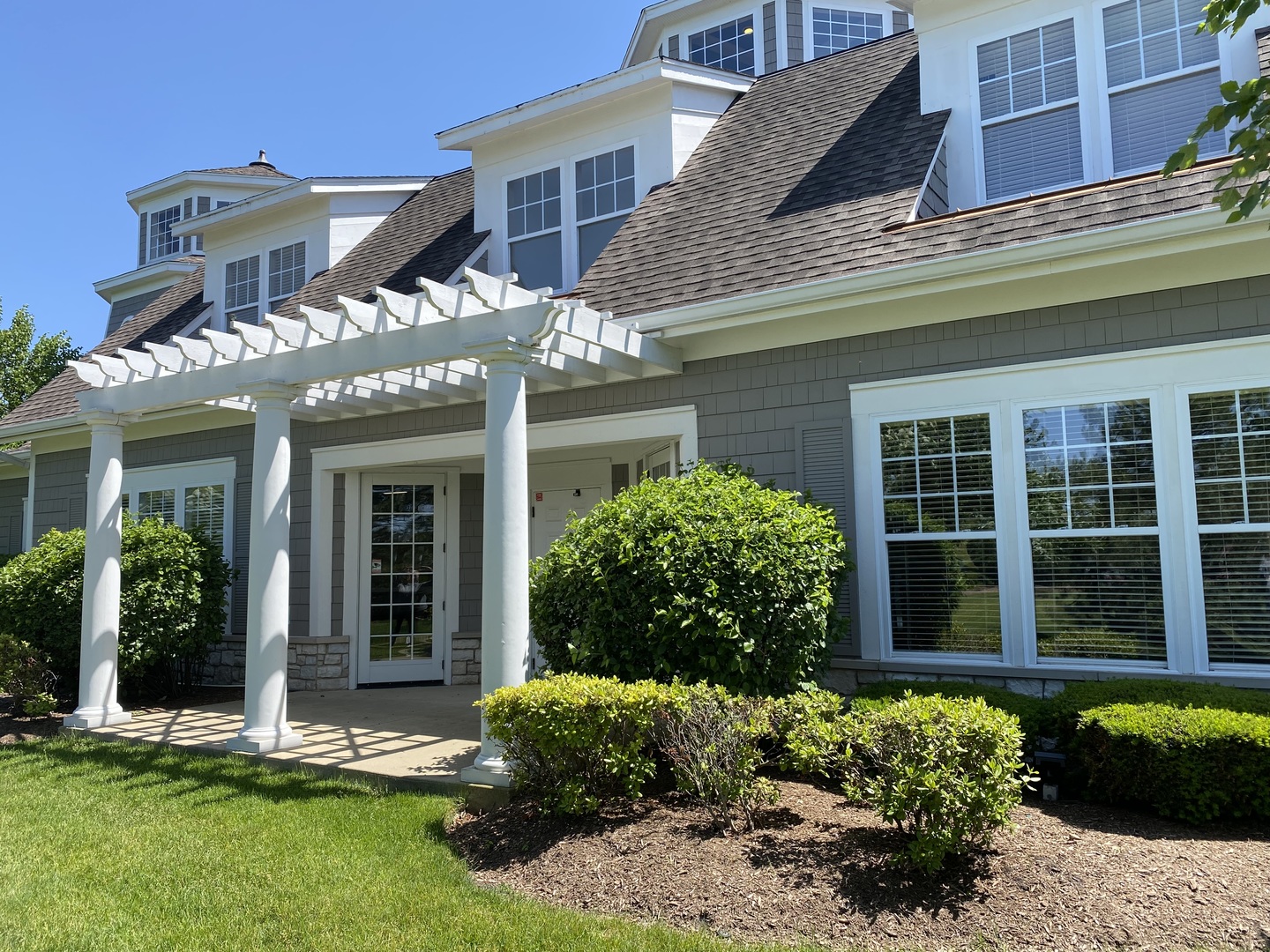 607 Brook Court, Oswego, IL 60543