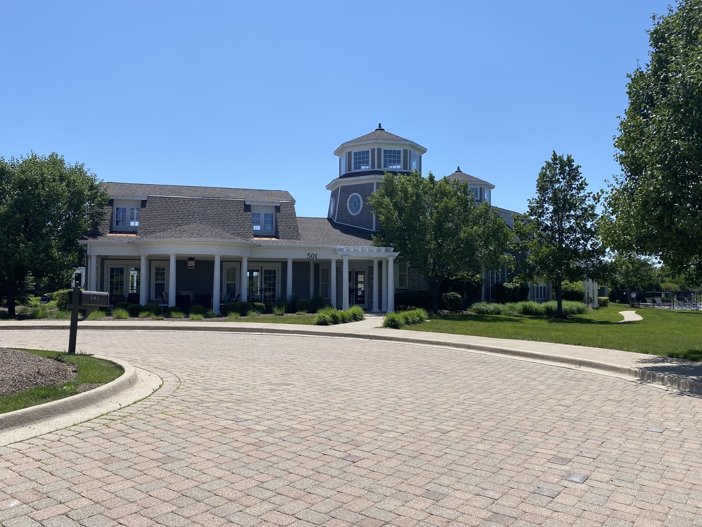 607 Brook Court, Oswego, IL 60543