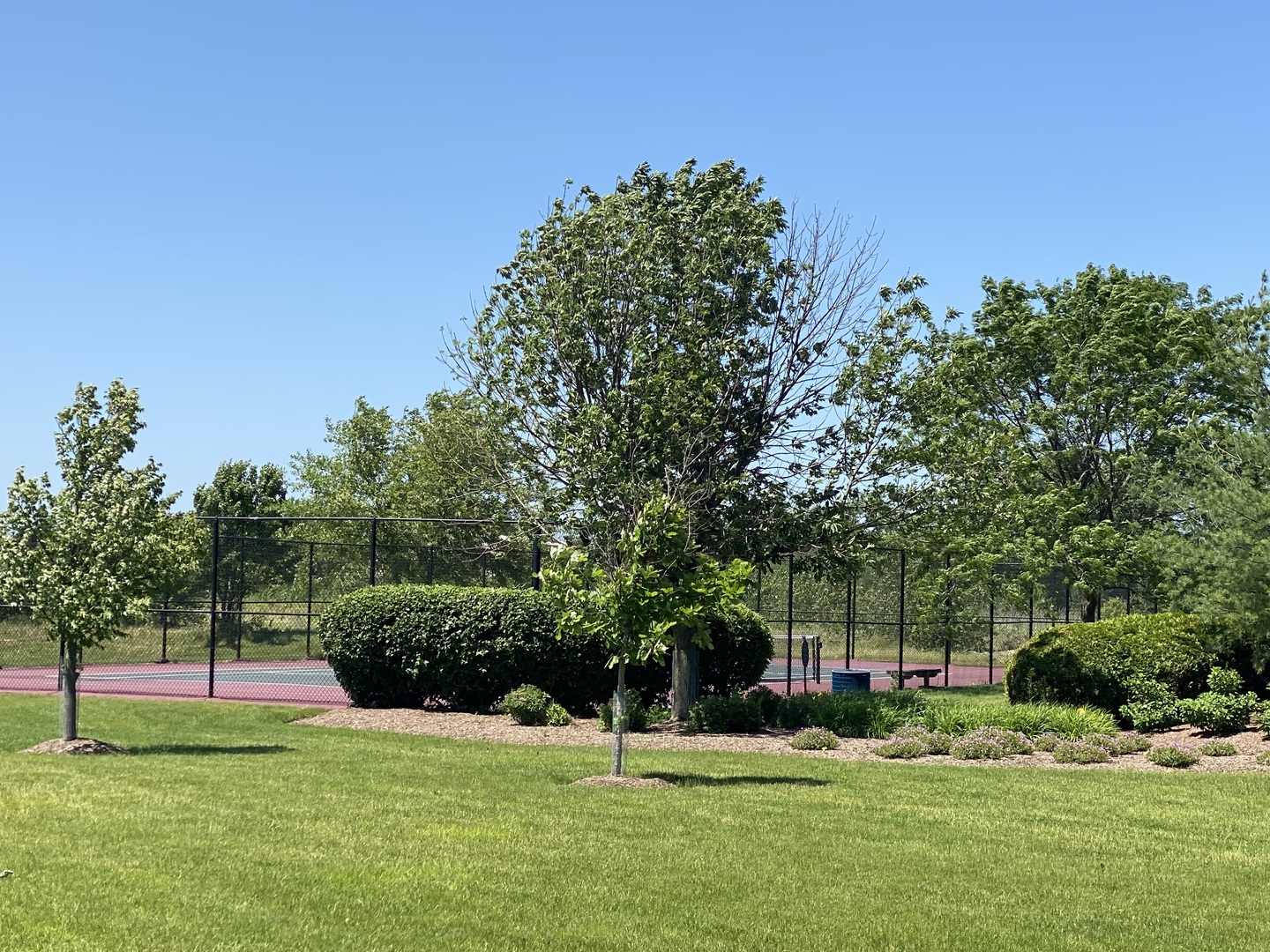 607 Brook Court, Oswego, IL 60543