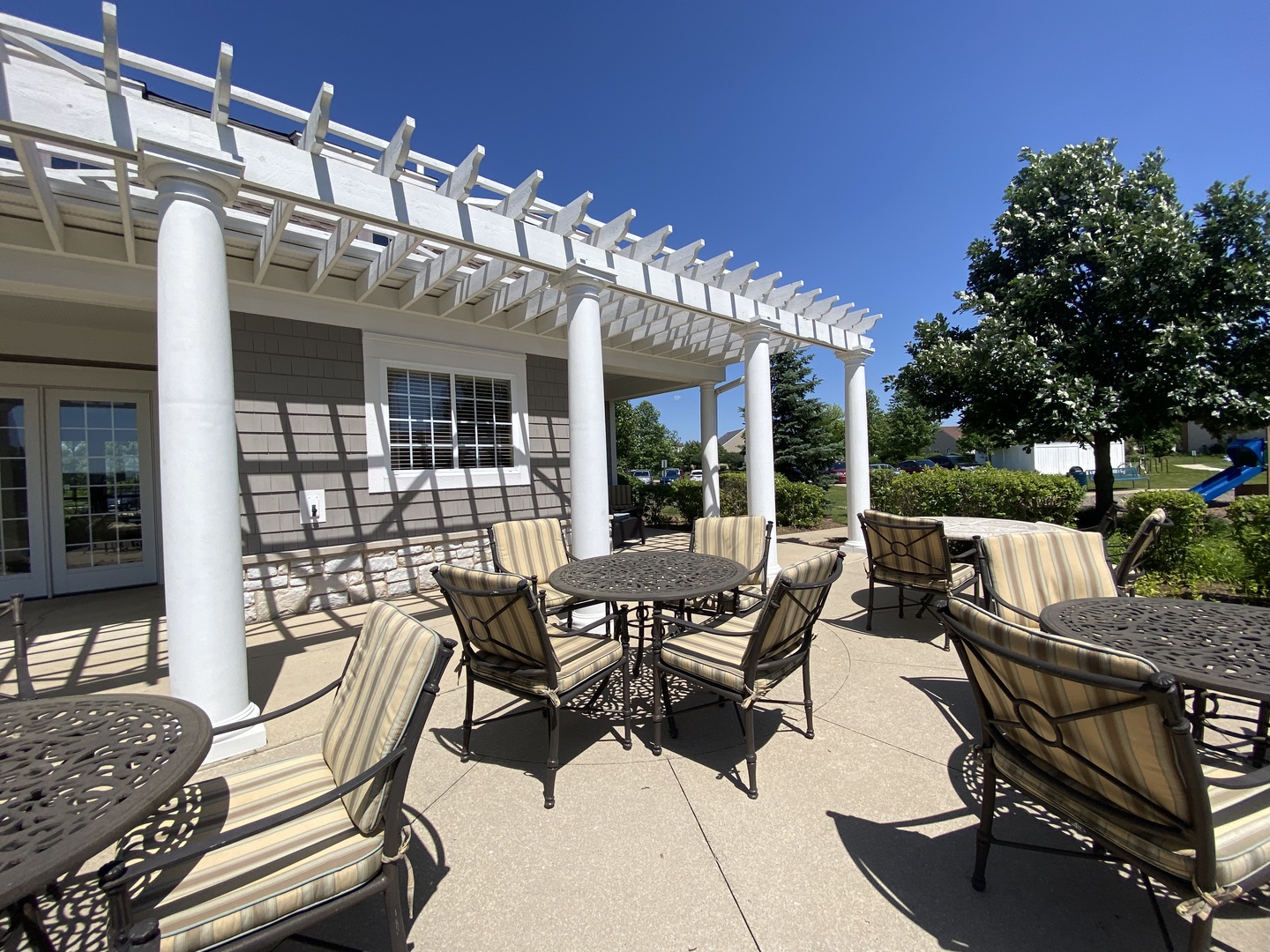 607 Brook Court, Oswego, IL 60543