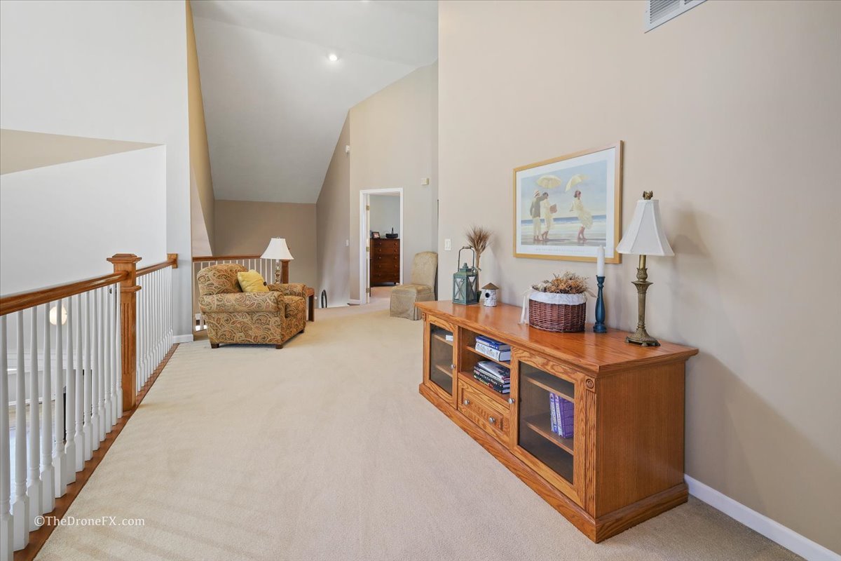 1417 Sherwood Lane, Geneva, IL 60134