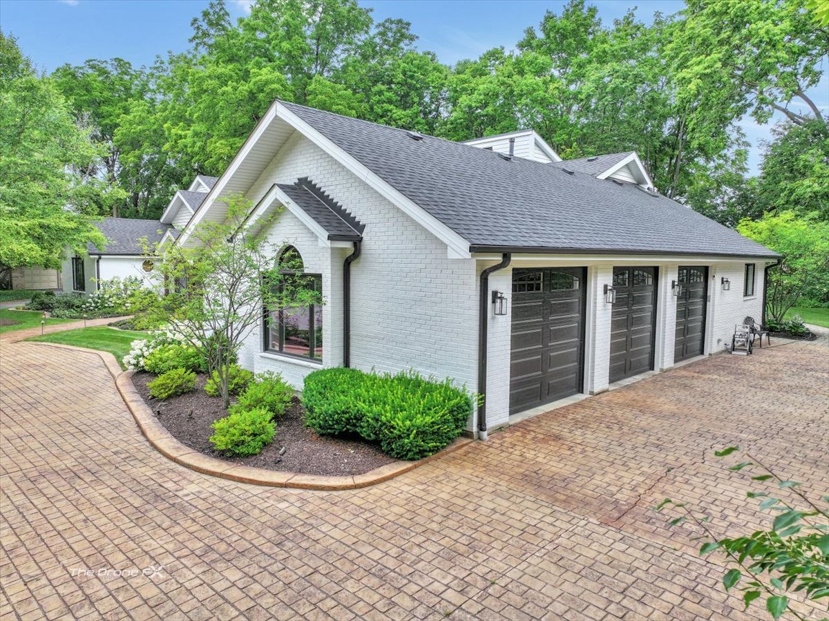 1417 Sherwood Lane, Geneva, IL 60134