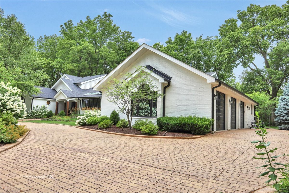 1417 Sherwood Lane, Geneva, IL 60134