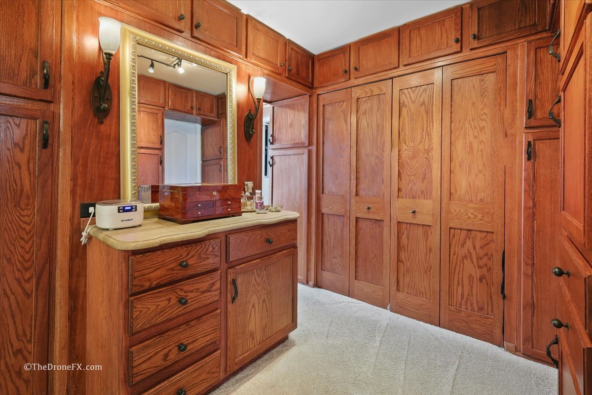 1417 Sherwood Lane, Geneva, IL 60134