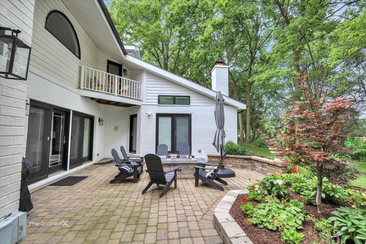 1417 Sherwood Lane, Geneva, IL 60134